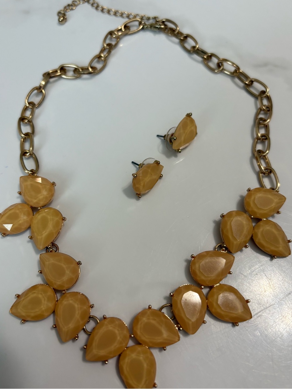 Boho Chic Honey Amber Statement Bib Necklace & Teardrop Earrings Gold Tone